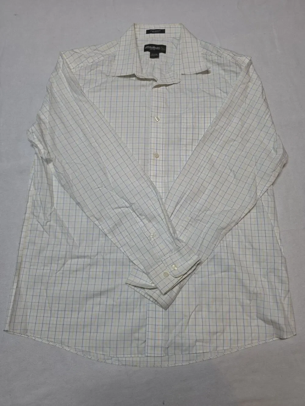 Eddie Bauer Men’s L Wrinkle Resistant Relaxed Fit Plaid Button Down Shirt Cotton